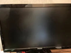 Philips. 24.5" ����