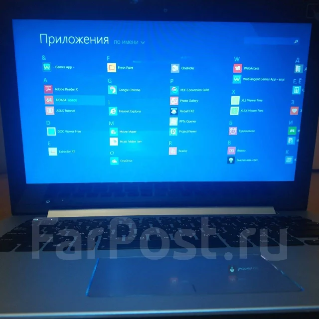 Asus VivoBook. 13.3", 1,8����, ��� 8 ��, ���� 698���, WiFi: 1, Bluetooth: 1, ����������� �� 2��. ����