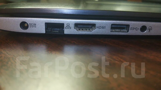 Asus VivoBook. 13.3", 1,8����, ��� 8 ��, ���� 698���, WiFi: 1, Bluetooth: 1, ����������� �� 2��. ����