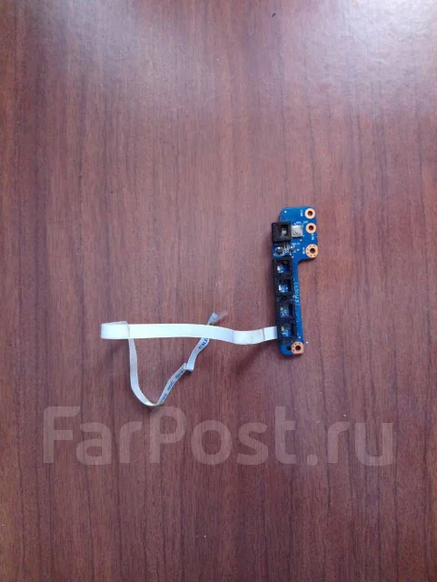 DNS. 17.3", ��� 4 ��, ���� 500���, WiFi: 1, Bluetooth: 1 ����