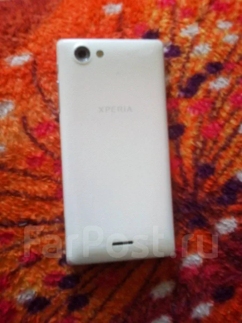 Sony Xperia J. �/�, �����, 3G ����