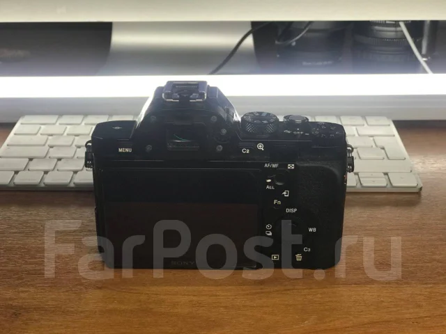 Sony Alpha ILCE-7S. 20 � ����� ��, ���: ��� ���� ����