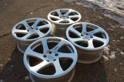 3SDM 0.06. 8.5x18", 5x112, ET35, �� 66,6���. ����