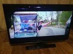 Samsung UE28J4100. LED ����