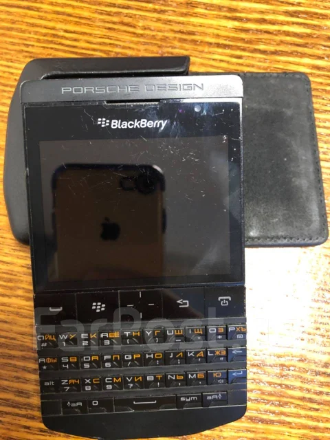 BlackBerry Porsche Design P�9981. �/�, 32 ��, �����������, ������, 3G, ���������, NFC ����