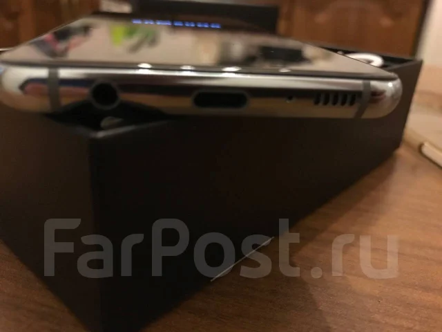 Samsung Galaxy S10e. �/� ����
