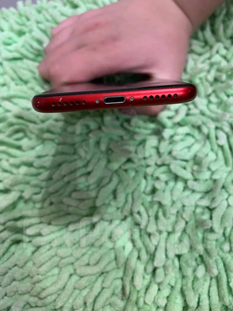 Apple iPhone 8. �/�, �������, 4G LTE ����