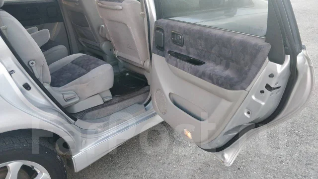 Nissan Bassara. �������, ��������, 2.4 (150��.�.), ������, 163����. �� ����