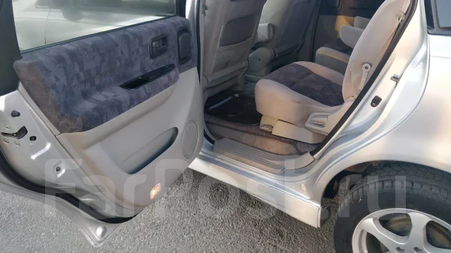Nissan Bassara. �������, ��������, 2.4 (150��.�.), ������, 163����. �� ����
