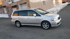 Nissan Bassara. �������, ��������, 2.4 (150��.�.), ������, 163����. �� ����