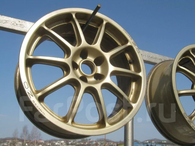 OZ Racing Prodrive. 7.0x17", 5x100, ET40 ����