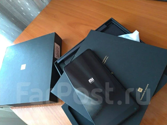 Xiaomi Mi Mix 2S. �/�, ������, 3G, 4G LTE, Dual-SIM, NFC ����