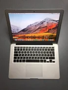 Apple MacBook Air 13 2014 Early. 13", 1,4����, ��� 4 ��, ���� 128���, WiFi, Bluetooth, ����������� �� 9��.