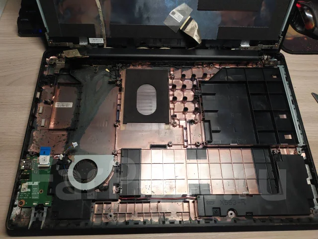 Asus X553M. 15.6" ����