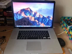Apple MacBook Pro 17 2011 Late. 17", 2,4����, ��� 1024 ��, ���� 1 000���, WiFi: 1, Bluetooth: 1, ����������� �� 8��. ����
