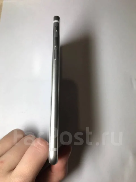 Apple iPhone 8. �/�, �����, 3G, 4G LTE, NFC ����