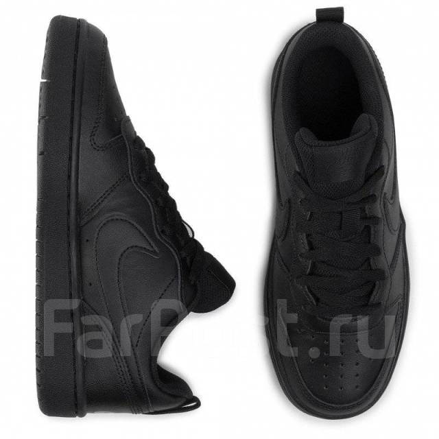 Nike court hotsell borough triple black