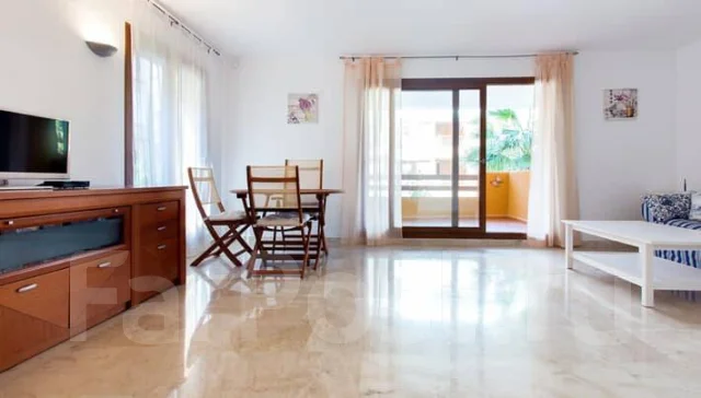 ����������� � Punta Prima, ������� ����