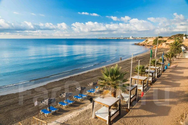 ����������� � Punta Prima, ������� ����
