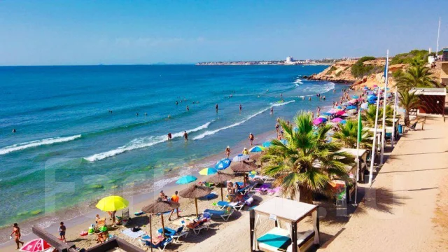 ����������� � Punta Prima, ������� ����