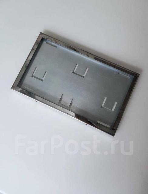 Рамка для номера автомобиля нового образца квадратная