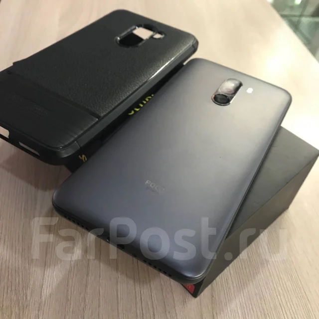 Xiaomi Pocophone F1. �/�, �����, 3G, 4G LTE, Dual-SIM ����