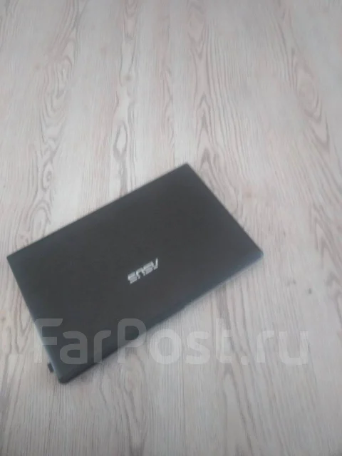 Asus N56JR. 14.5", 2,4����, ��� 16 ��, ���� 1���, WiFi: 1, Bluetooth: 1, ����������� �� 2��. ����