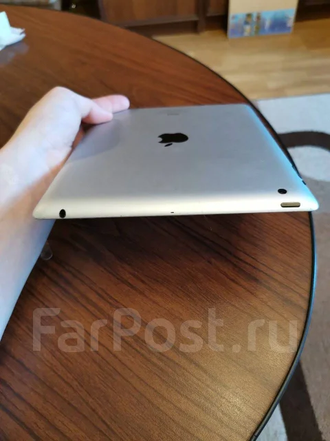 Apple iPad 4 ����