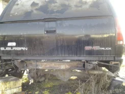 Chevrolet Suburban ����