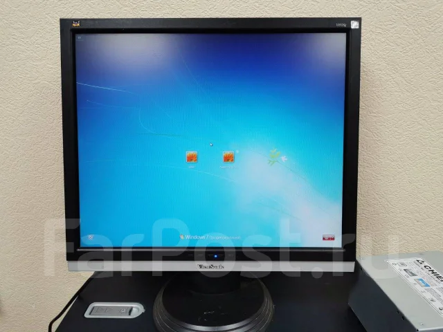 ViewSonic. 19" ����