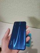 Honor 8X. �/�, 64 ��, �����, 3G, 4G LTE, Dual-SIM, NFC ����