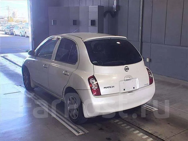 Nissan March. K12 AK12 BNK12, CR10DE CR12DE CR14DE ����