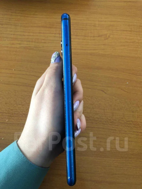 Honor 8X. �/�, �����, 4G LTE, NFC ����