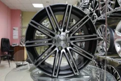 Vossen CV4. 7.0x16", 4x100, ET35, �� 73,1���. ����