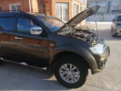 Mitsubishi Pajero Sport. �������, 4wd, 2.5 (178��.�.), ������, 88 000����. �� ����