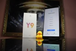 Huawei Y9 2018. �/� ����