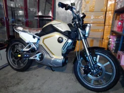 Super Soco. 1 000����. ��., ��������, ��� ������� ����