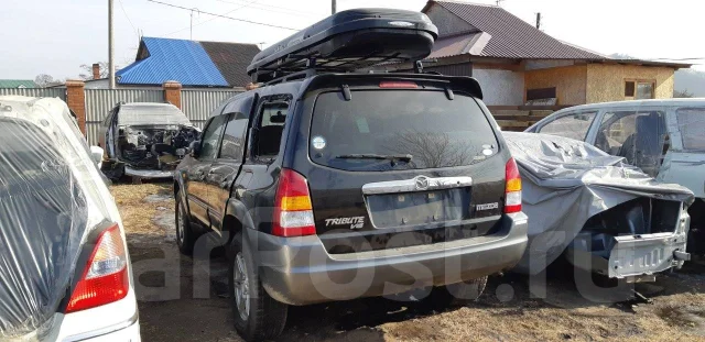 Mazda Tribute. EPFW, AJ ����
