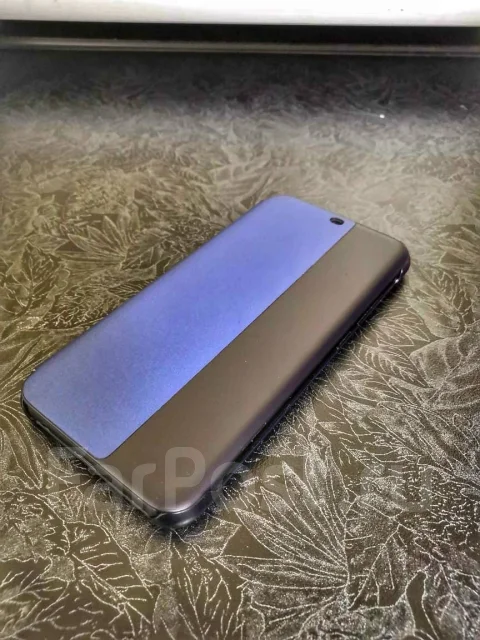 Honor 10. �/�, ������, 3G, 4G LTE, Dual-SIM, NFC ����