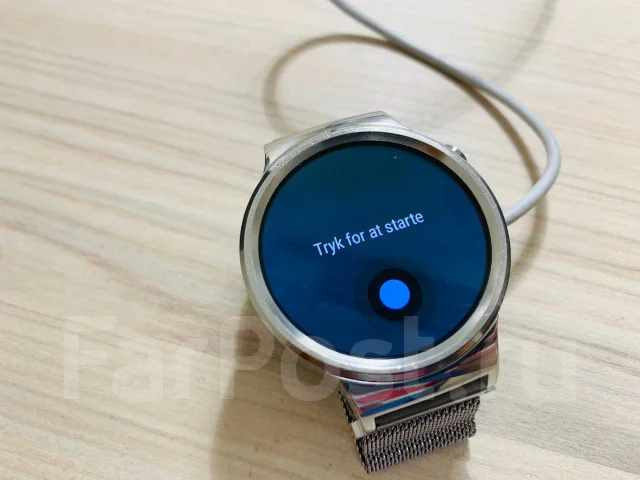 Huawei Watch. IP67 ����