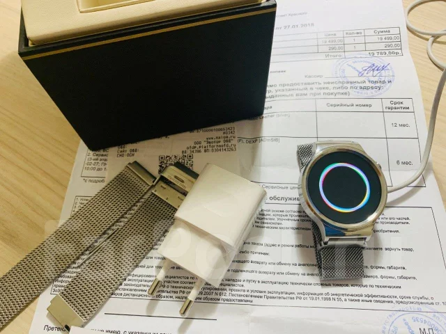 Huawei Watch. IP67 ����