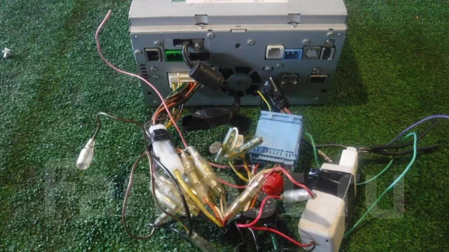 Clarion NX311 ����