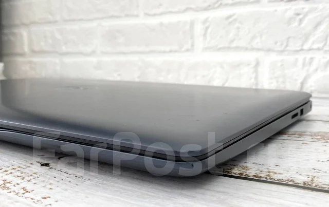 Dell G3. 17.3", 2,2����, ��� 16 ��, ���� 2 000���, WiFi: 1, Bluetooth: 1, ����������� �� 99��. ����