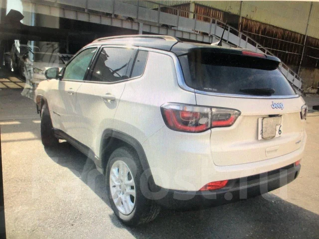 Jeep Compass ����