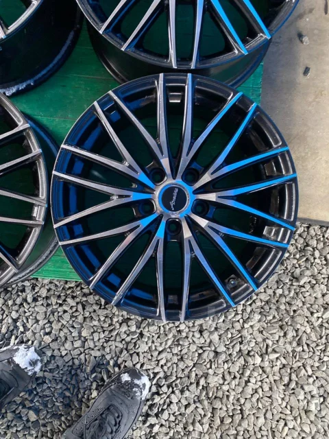 Anevias. 7.0x17", 5x114.3, ET38, �� 73���. ����