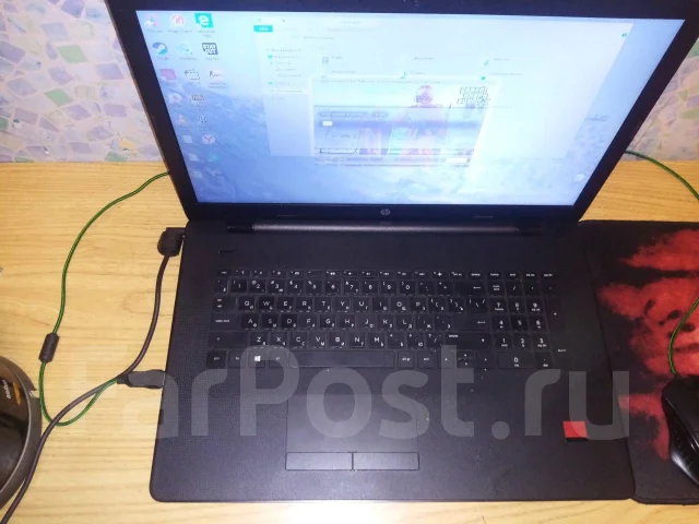 HP 17-ak045ur. 17.3", 2,7����, ��� 8 ��, ���� 1 000���, WiFi: 1, Bluetooth: 1, ����������� �� 4��. ����