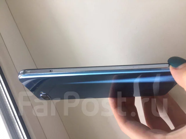 Honor 10. �/�, ���������, 4G LTE, Dual-SIM, NFC ����