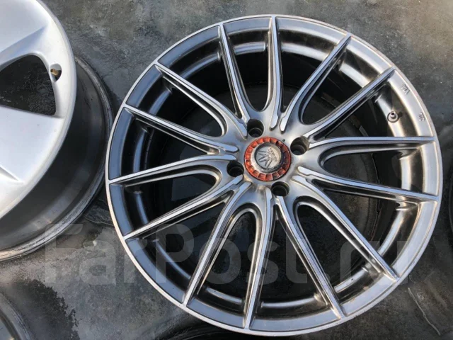 BADX Loxarny Parabola. 7.0x17", 4x100, ET45 ����