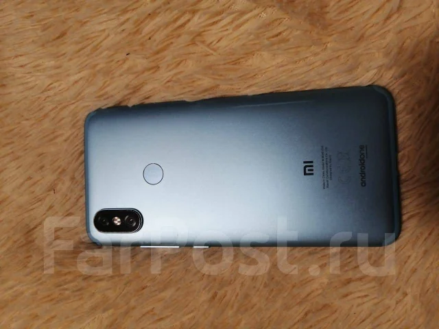 Xiaomi Mi A2. �/� ����