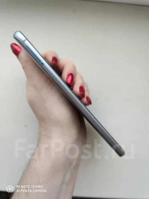 Honor 9. �/�, �����������, 3G, 4G LTE, Dual-SIM, NFC ����